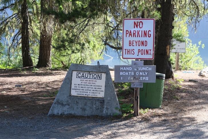 Camping in Washingtons Kachess Campground.